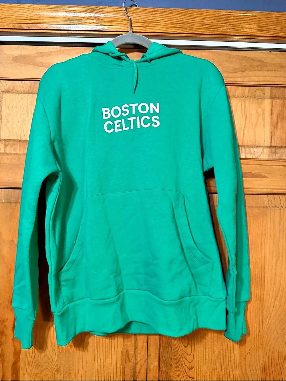 NBA Boston Celtics hoodie Green Size Medium Like New